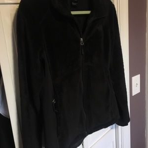 Black Osito fleece north face jacket
